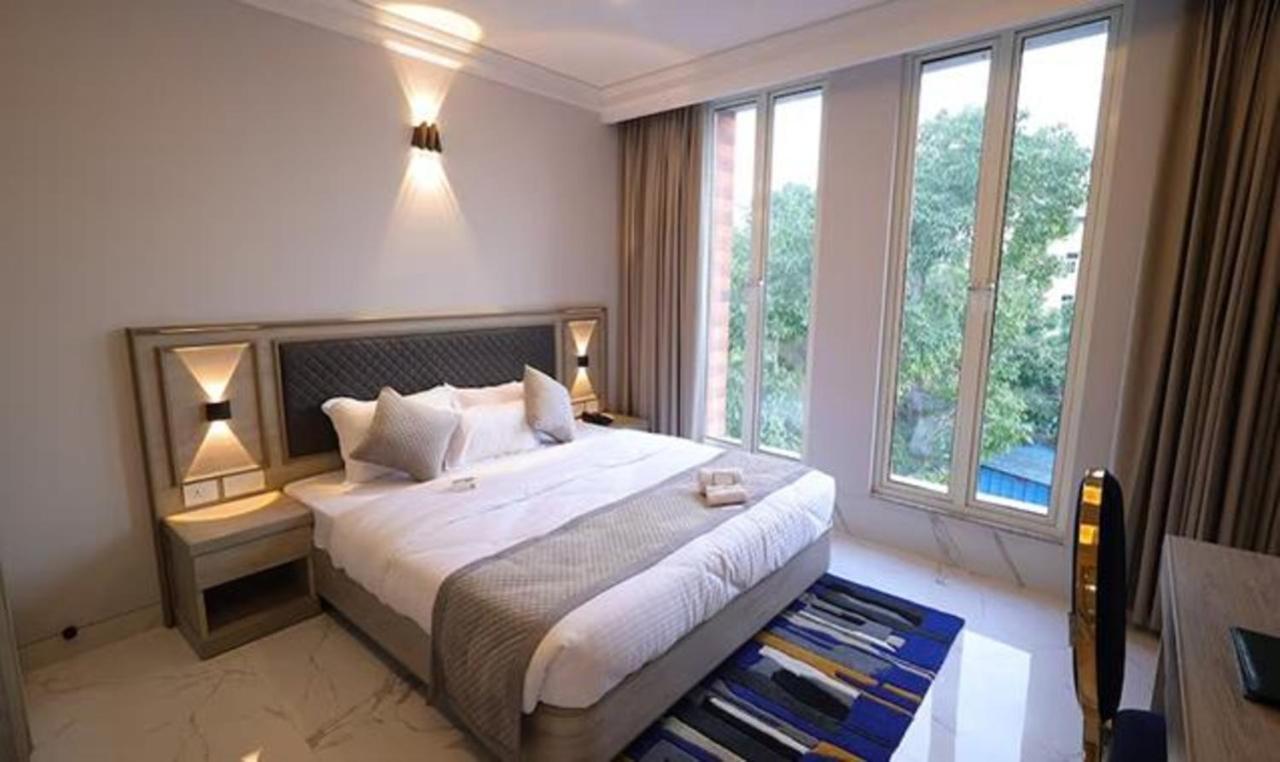 Fabhotel Prime Hampton By Ic'S Noida Exterior photo